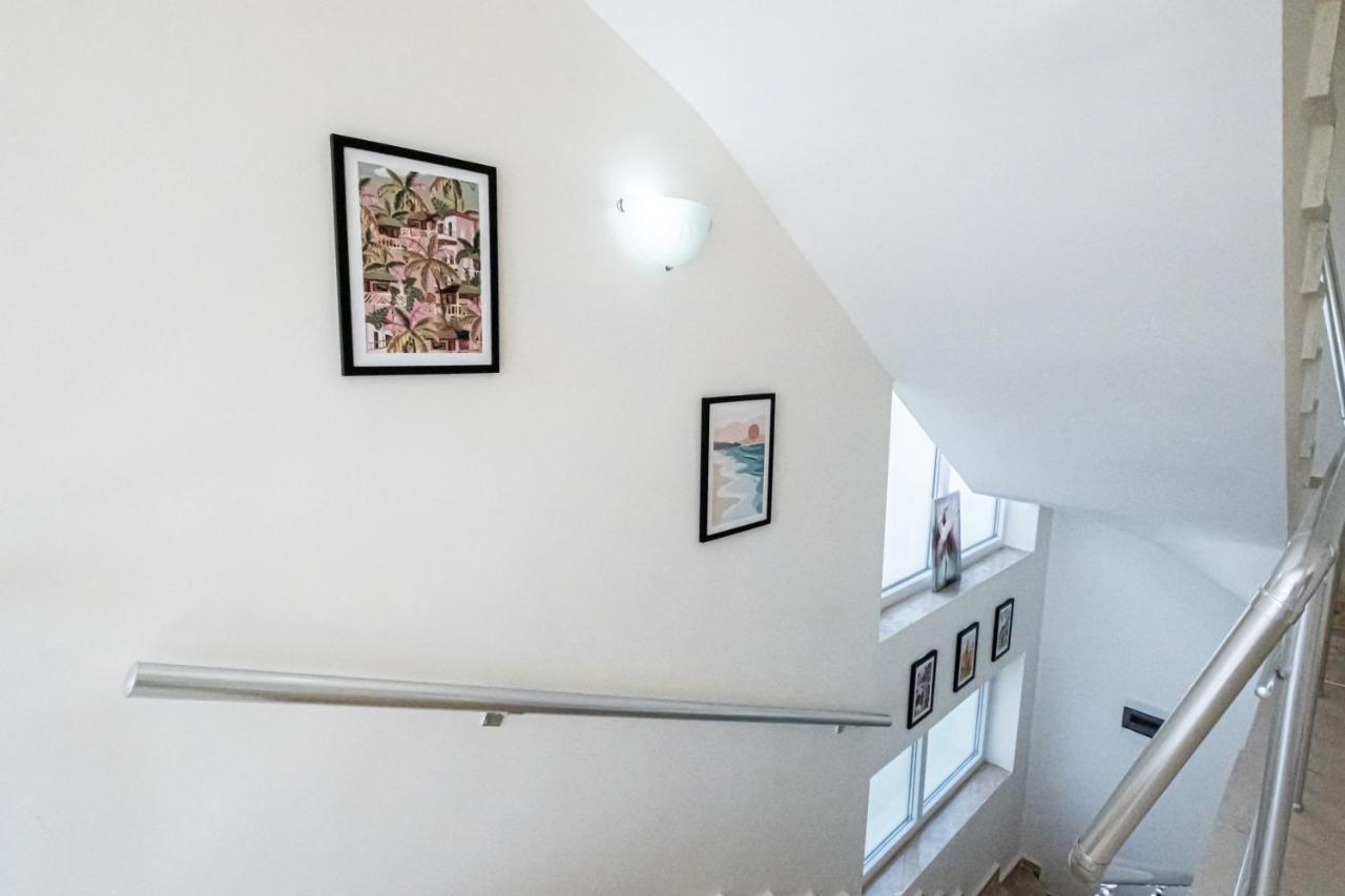 Villa Anemon